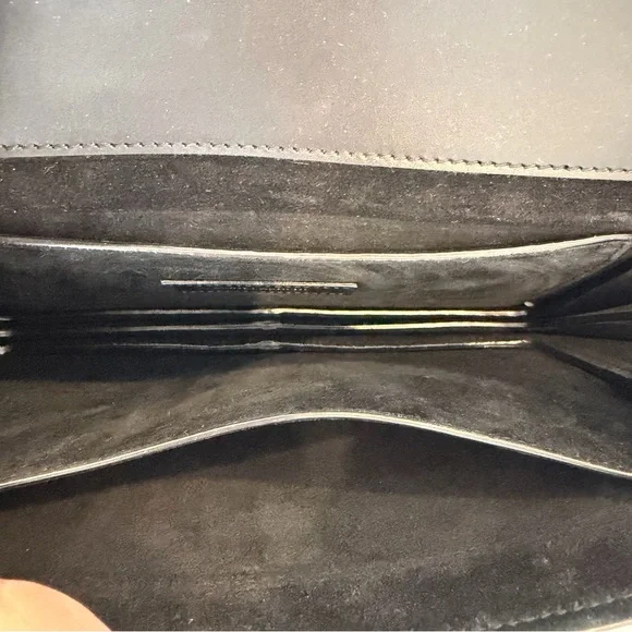 Saint Laurent Black Boston shoulder bag - Picture 3 of 14